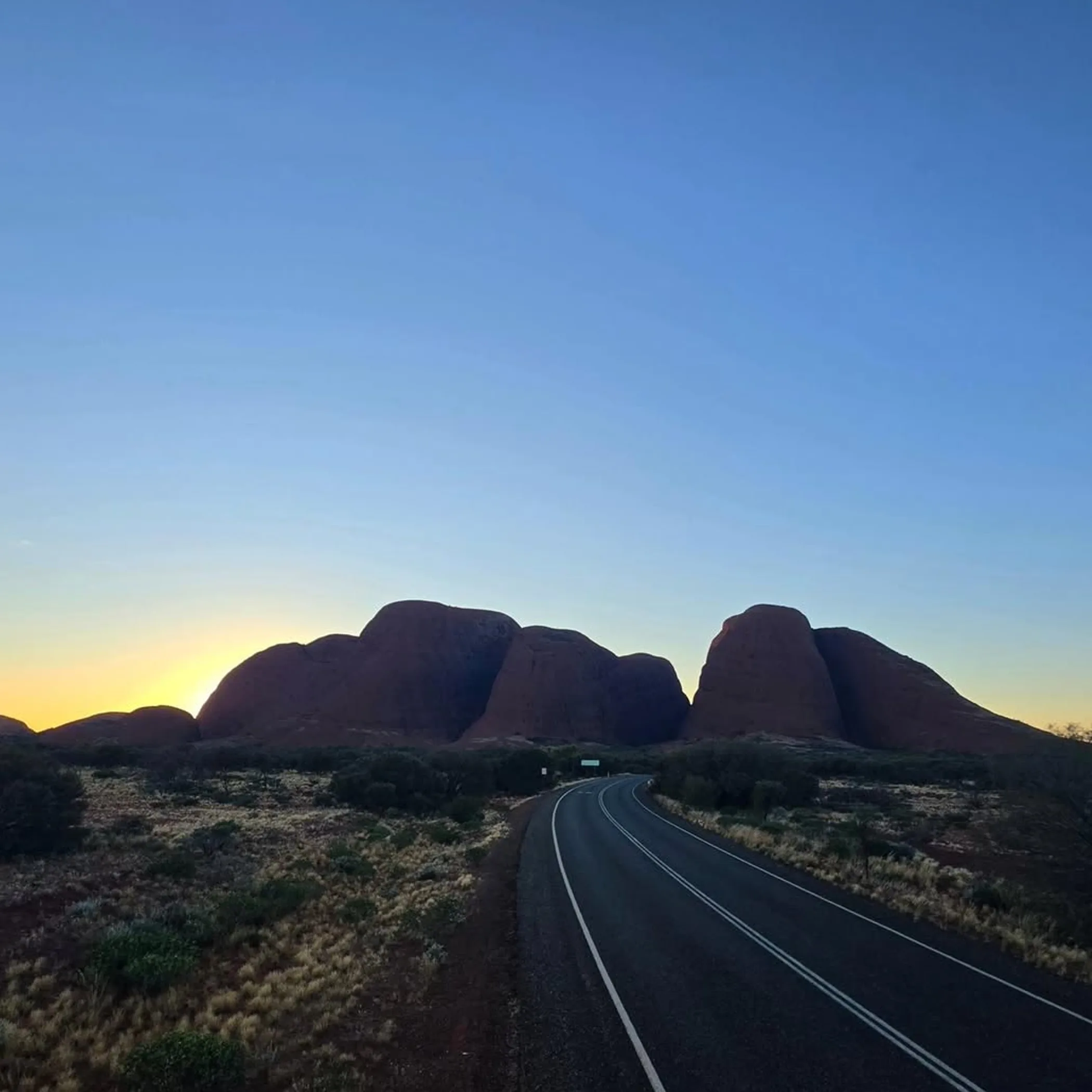 kata tjuta sunrise landscape australia